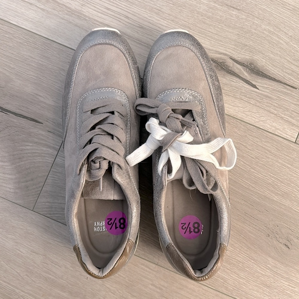 New Johnston & Murphy Gray + White Silver Athletic Lace Up Sneakers - Picture 10 of 17